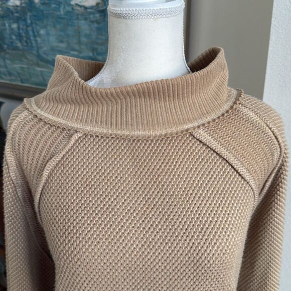 We The Free sweater - Picture 2 of 7